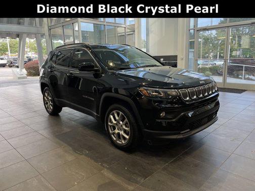 2022 Jeep Compass Latitude Lux