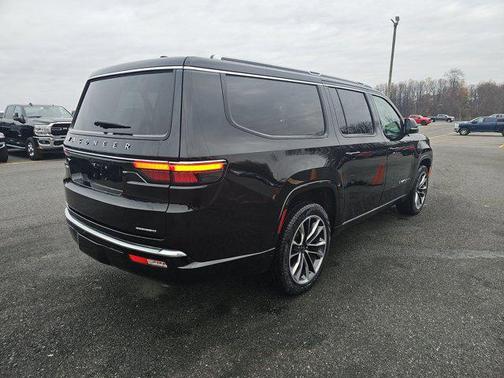 2024 Jeep Wagoneer L Series III 4x4