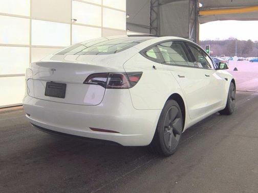 2023 Tesla Model 3 Standard Range