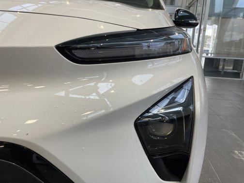 2023 Chevrolet Bolt EUV FWD LT