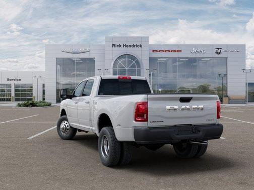 2026 RAM 3500 Laramie Crew Cab 4x4 8' Box