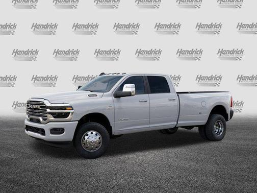 2026 RAM 3500 Laramie Crew Cab 4x4 8' Box