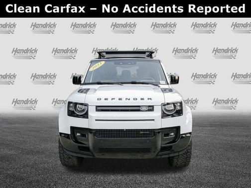 Fuji White 2023 Land Rover Defender 90 X-Dynamic SE
