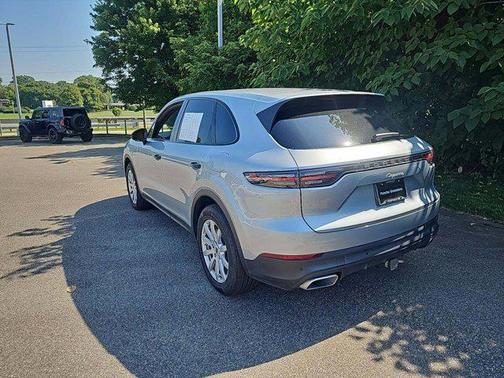 2022 Porsche Cayenne E-Hybrid