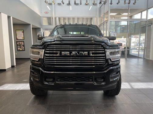 2024 RAM 2500 Laramie Crew Cab 4x4 6'4' Box