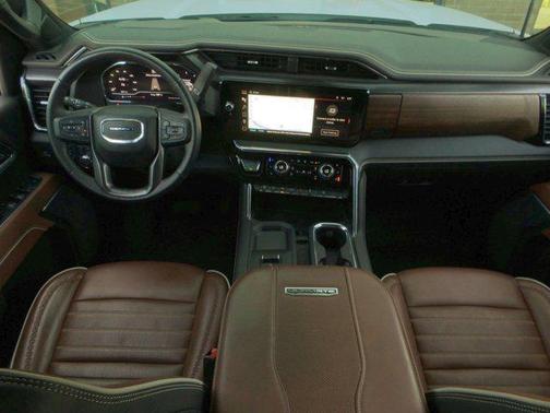 2025 GMC Sierra 2500 Denali Ultimate