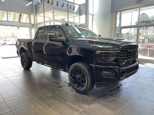 2025 RAM 2500 Laramie Crew Cab 4x4 6'4' Box
