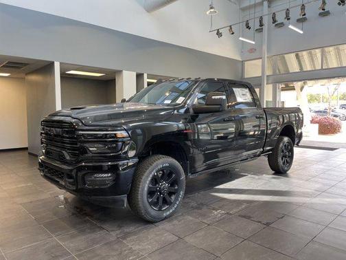 2025 RAM 2500 Laramie Crew Cab 4x4 6'4' Box