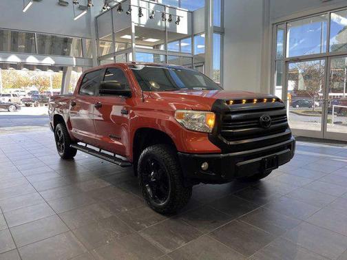 2017 Toyota Tundra SR5