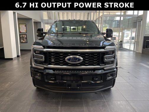 2025 Ford F-450 Platinum