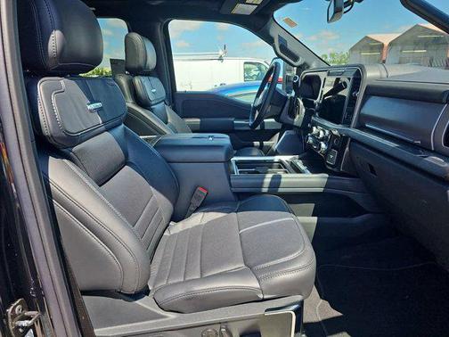 2025 Ford F-450 Platinum
