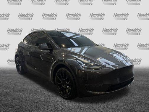 2024 Tesla Model Y Long Range Dual Motor All-Wheel Drive