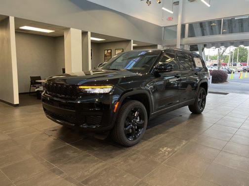 2025 Jeep Grand Cherokee L Altitude