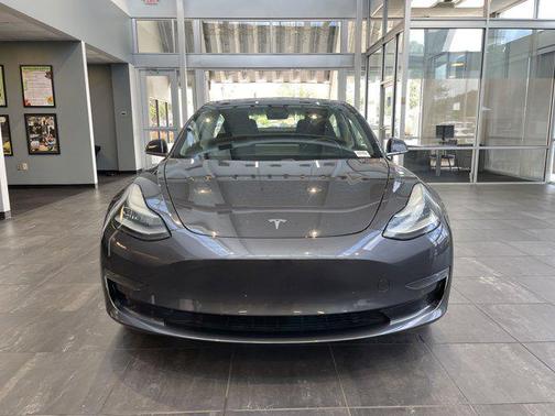 2019 Tesla Model 3 Standard Range
