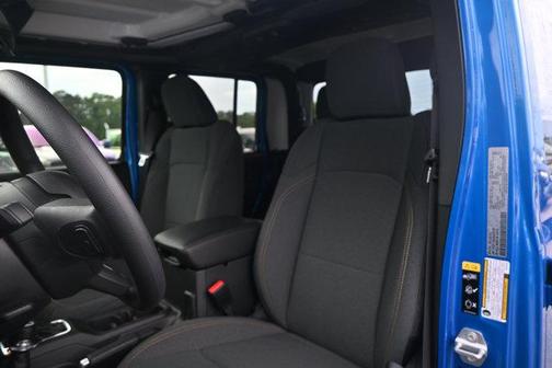 2025 Jeep Gladiator Nighthawk