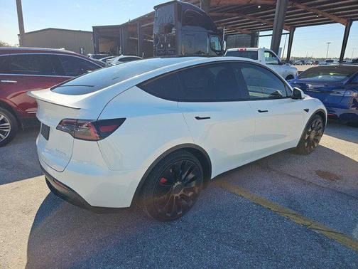 2023 Tesla Model Y Performance Dual Motor All-Wheel Drive