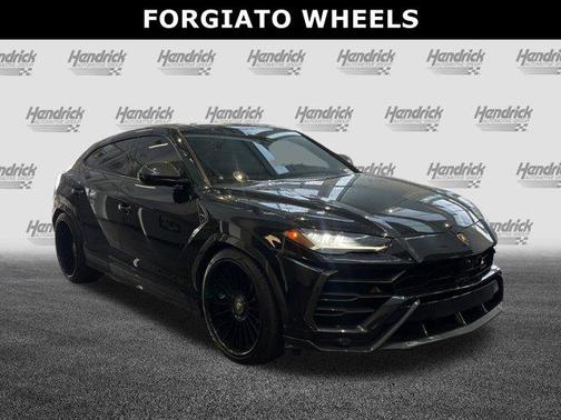 2021 Lamborghini Urus AWD