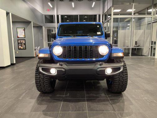 2025 Jeep Gladiator High Tide
