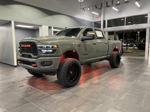 2026 RAM 2500 Laramie Crew Cab 4x4 6'4' Box