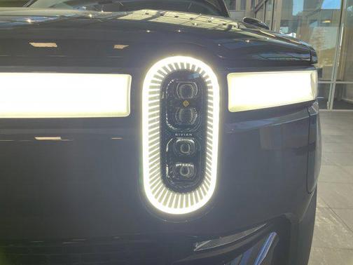 2023 Rivian R1T Adventure Quad Motor Large Pack