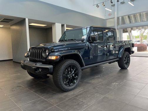 2025 Jeep Gladiator Nighthawk