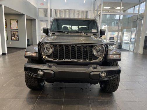 2025 Jeep Gladiator Nighthawk