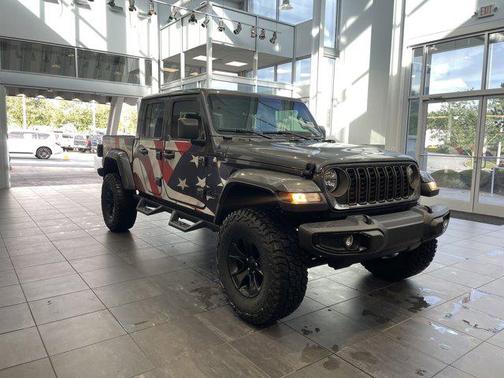 2025 Jeep Gladiator Nighthawk