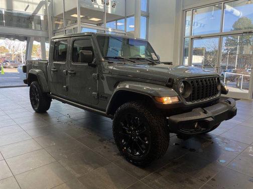 2025 Jeep Gladiator Nighthawk