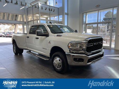 2024 RAM 3500 Big Horn Crew Cab 4x4 8' Box