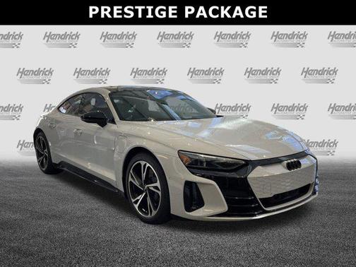 2022 Audi e-tron GT Prestige
