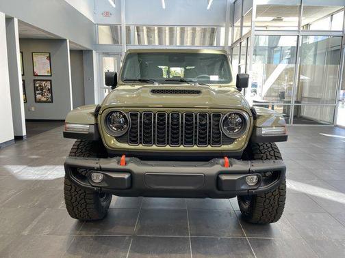 2025 Jeep Gladiator Mojave X