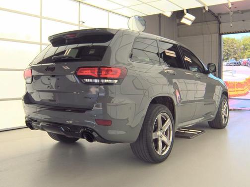 Sting-Grey 2019 Jeep Grand Cherokee SRT