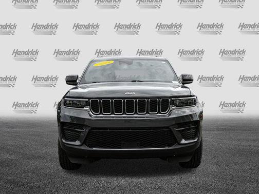 2024 Jeep Grand Cherokee Laredo
