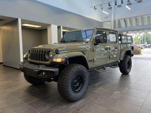 2025 Jeep Gladiator Nighthawk