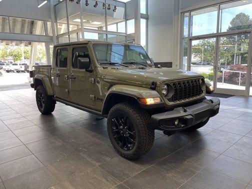 2025 Jeep Gladiator Nighthawk