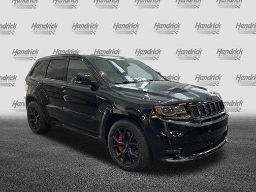 Diamond Black Crystal Pearlcoat 2019 Jeep Grand Cherokee SRT