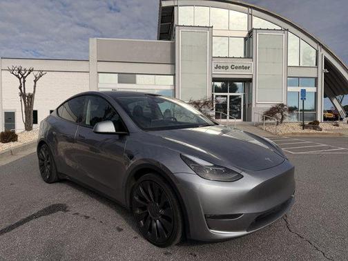 2024 Tesla Model Y Performance Dual Motor All-Wheel Drive