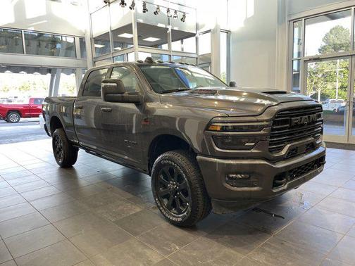 2025 RAM 2500 Laramie Crew Cab 4x4 6'4' Box