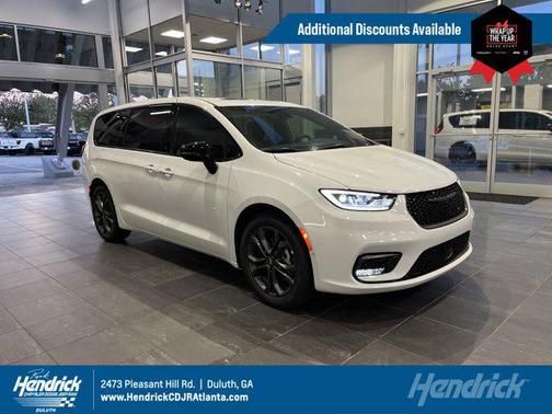 2026 Chrysler Pacifica L