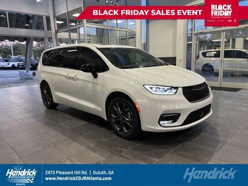 2026 Chrysler Pacifica L