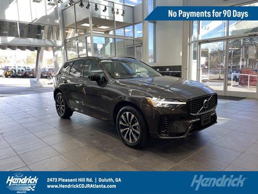 2025 Volvo XC60 B5 Plus