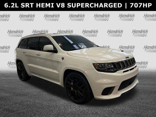Ivory Tri-Coat Pearl 2018 Jeep Grand Cherokee Trackhawk