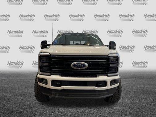2025 Ford F-250 Platinum