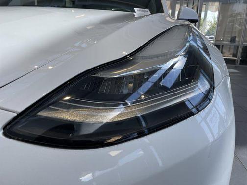 2019 Tesla Model 3 Performance