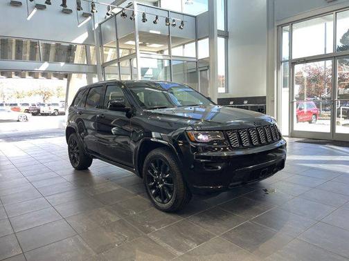 2021 Jeep Grand Cherokee Laredo