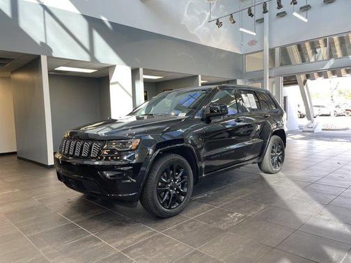 2021 Jeep Grand Cherokee Laredo