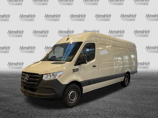 2025 Mercedes-Benz Sprinter 2500 High Roof