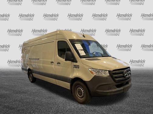 2025 Mercedes-Benz Sprinter 2500 High Roof