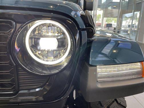 2025 Jeep Gladiator Willys