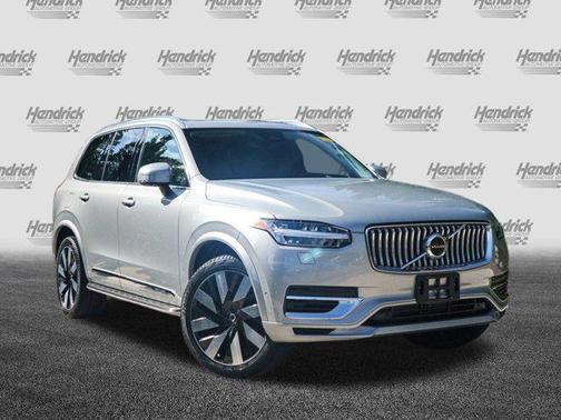 2023 Volvo XC90 Recharge Plug-In Hybrid T8 Ultimate Bright Theme 7-Seater